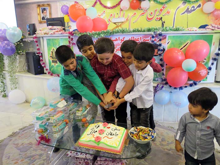 970619 eataye ghovahename ghorani be khordsalan shobeye kemeyaye semnan 07