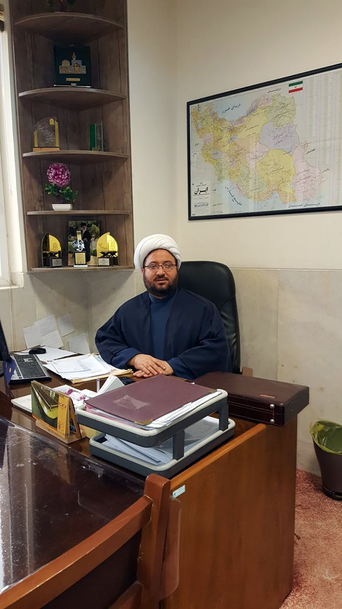 970708 jalaseye karshenasan amozesh khaharan va khordsalan 02