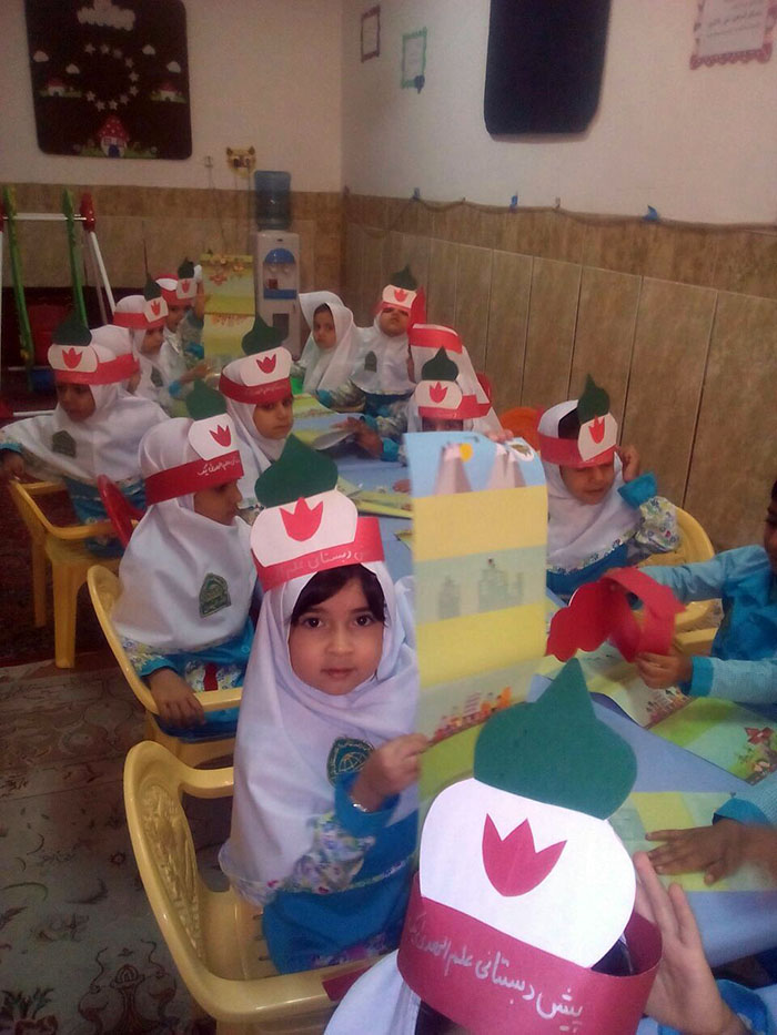 970717 m0sabeghe naghasi be monasebat rooz jahani koodak zahedan 01