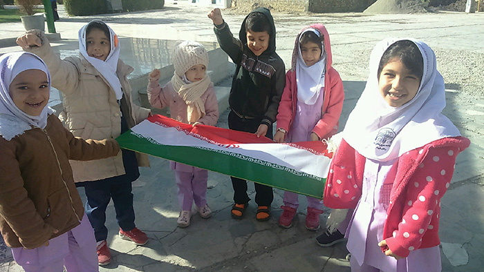 970815 barghozari namayeshghah ba mehvareyat moharam 02