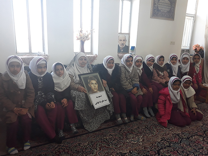 970917 takrim khanevade shohada tavasot qoran amozan zarand 04