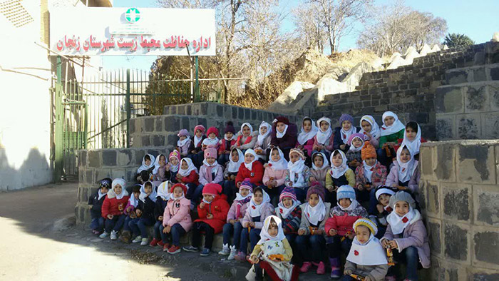 970923 bazdidelmi danesh amozan pish dabesatani emam hasan mojtaba zanjan az moze ostan 02