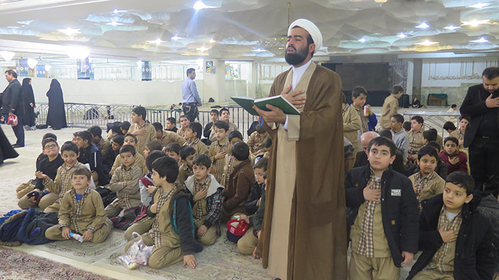 970928 hozor danesh amozan dabestan emam hasan mojtaba qom dar marasem azadari shhadat hazrat masomea 06 2