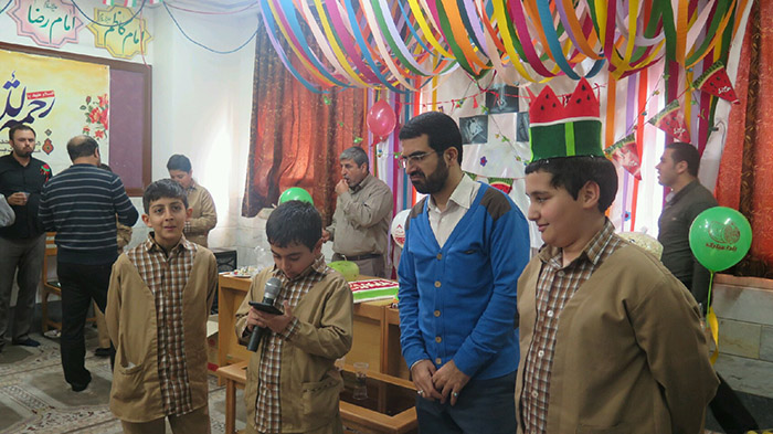 970929 jashn yalda dar madares shahideyn qom 05