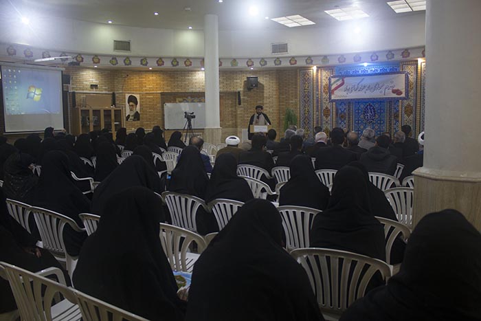 971015 hamayesh ham andishe modiran va moaleman qom 04