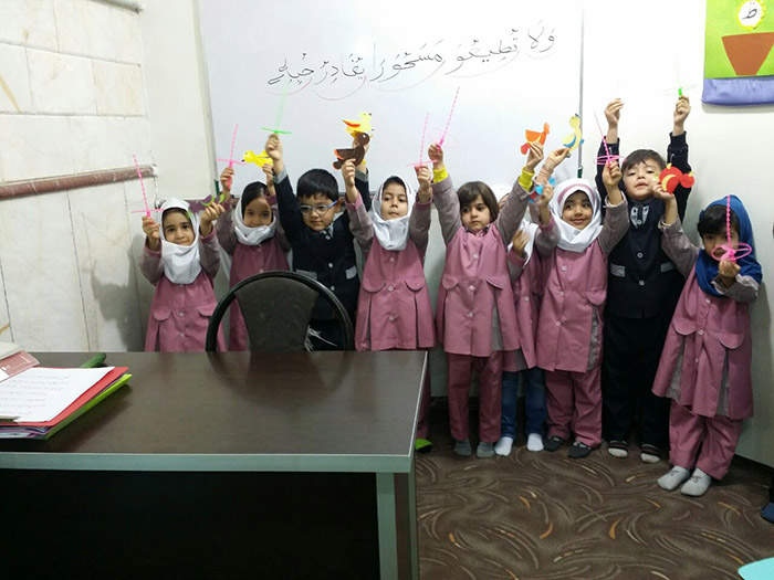 971023 barghozari jashnhaye kelasi shobeye shahre rey 01