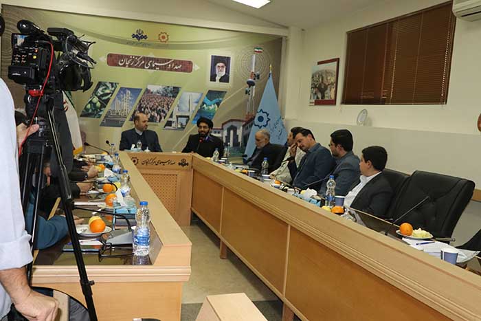 971107 ghozaresh tasvire az safar ghaem maghme moasese be zanjan 06