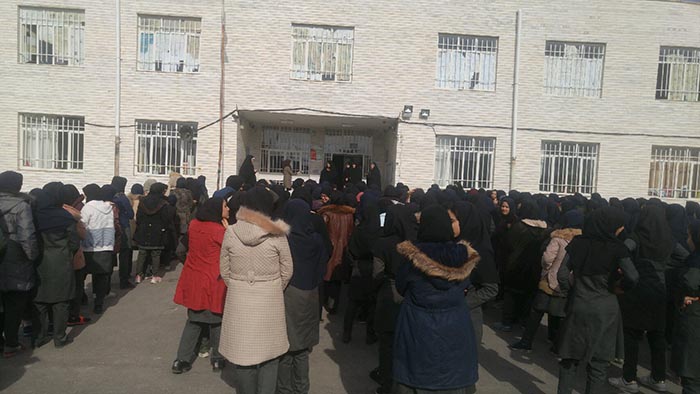 971113 ghozaresh tasviri az marasem tajlil az montakhaban ghorani shahrestan bonab 12