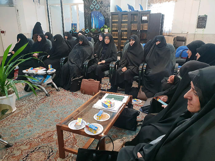 971212 hozor moaven egraee moasese dar jame modiran tehran va alborz 03