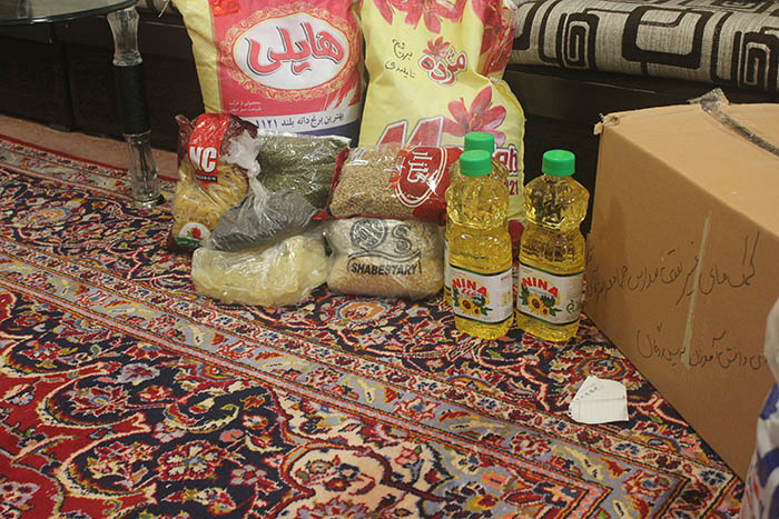 980205 komakhaye naghdi va gheyr naghdi madares jqk qom 04