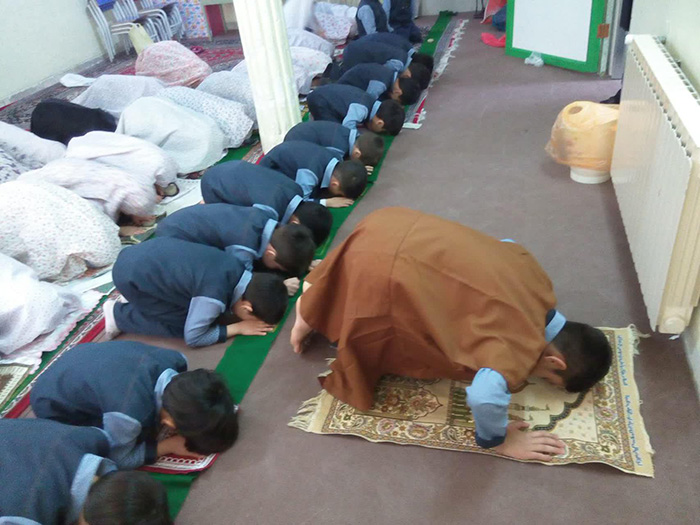 980208 barghozari namaz shokr dar pish dabestani emam hasan mojtaba hamedan 03