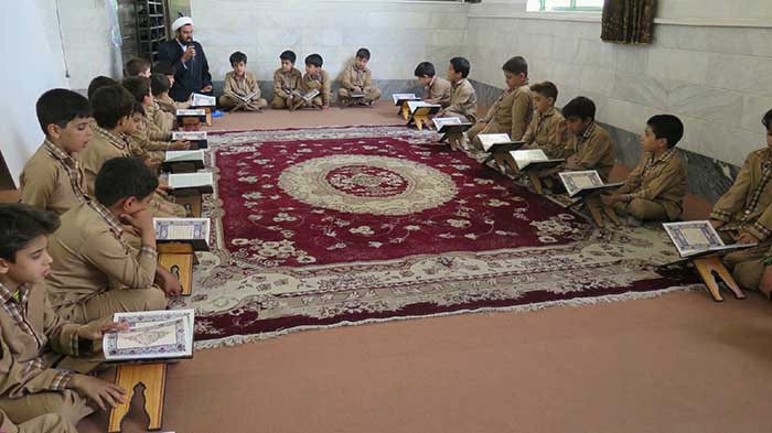 980219 barpayi mahfel joz khani va ons ba qoran dabestan emam hasan mojtaba qom 05