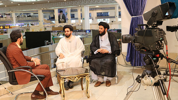 980228 hozor modir va ghaem magham jqk dar namayeshghah qoraN KARIM 07