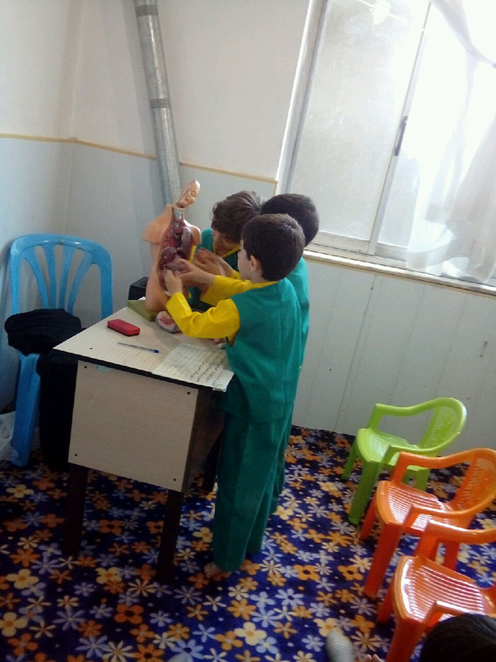 980328 ashnayi khordsalan jqk bandar anzali ba sakhtar badan ensan 01
