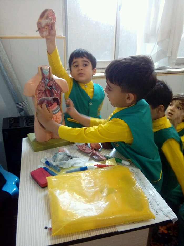 980328 ashnayi khordsalan jqk bandar anzali ba sakhtar badan ensan 02