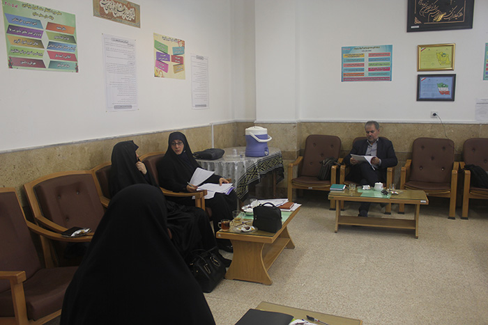 980403 bazdid karshenasan setad madares az jqk qom 02