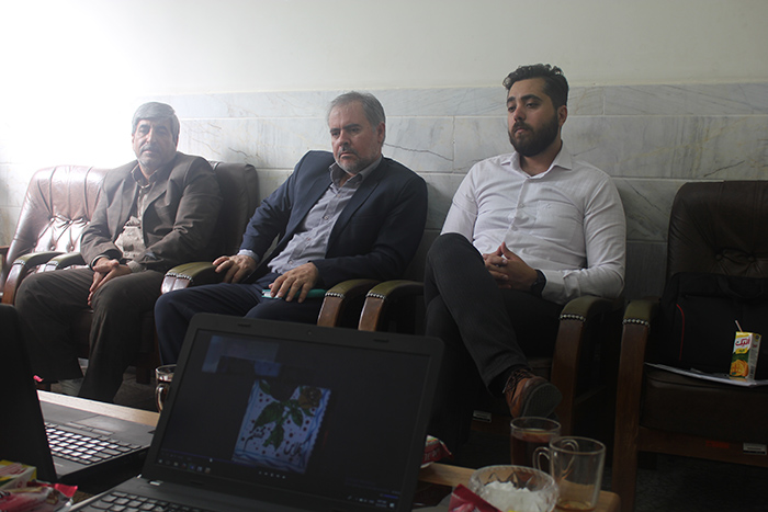 980403 bazdid karshenasan setad madares az jqk qom 03