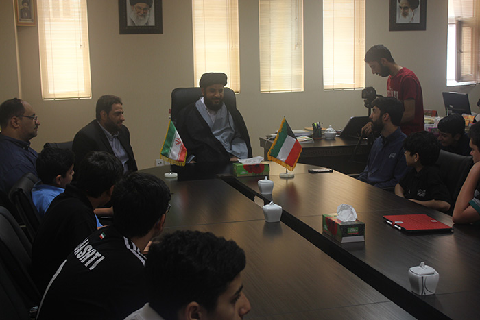 980426 didar nokhbeghan qorani kowait ba modir moasese 02