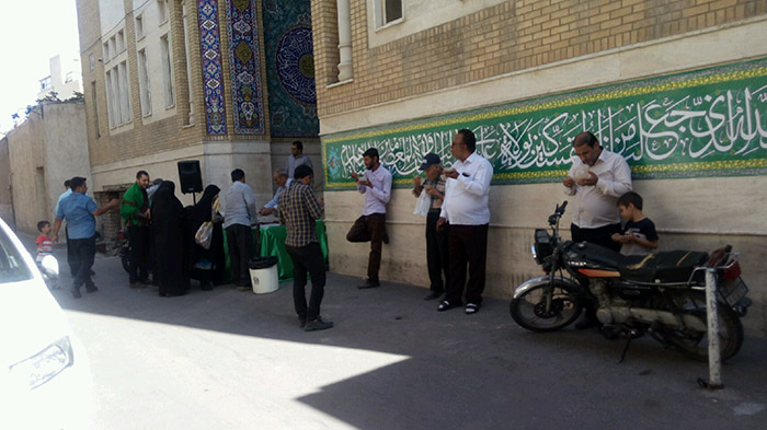 980530 ghozaresh tasveri etam mehmanan zaerin va mojaveran jqk qom 05