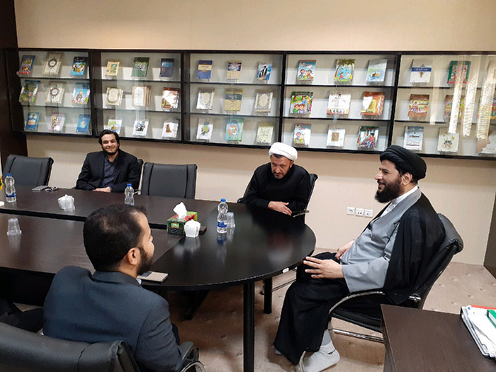 980709 didar darolqoran divaneye iraq ba modir moasese 03
