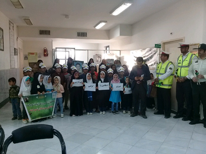 980714 bozrghdasht hafteye niro entezami shahr kohne 01