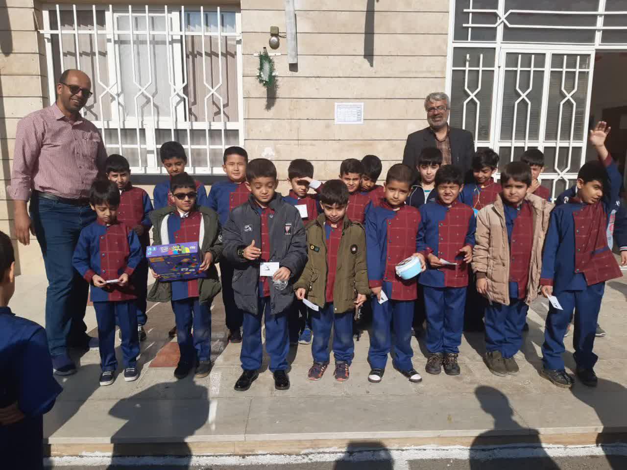 980810 barghozari mosabeghat daron madrese 02