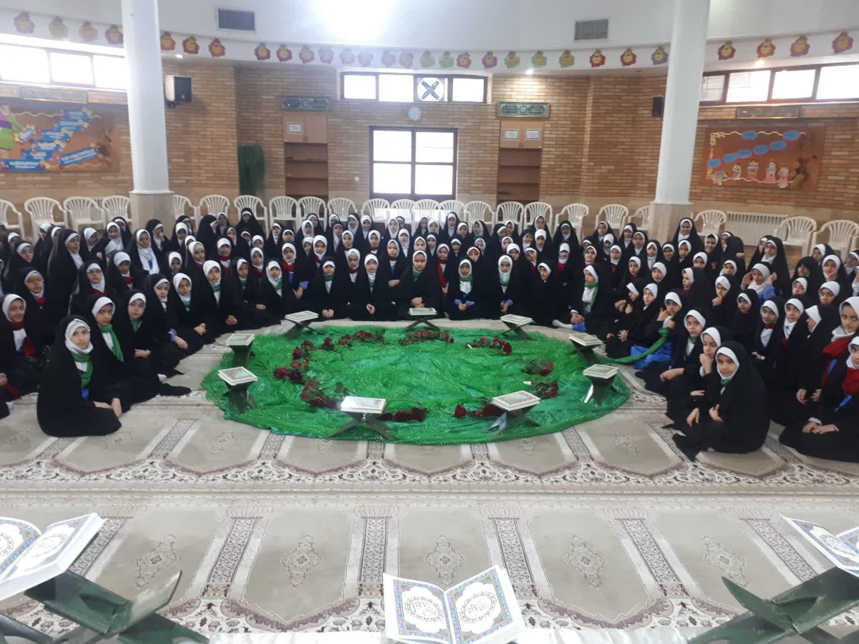 980822 mahfel ons ba qoran ba hozor modir jqk 06