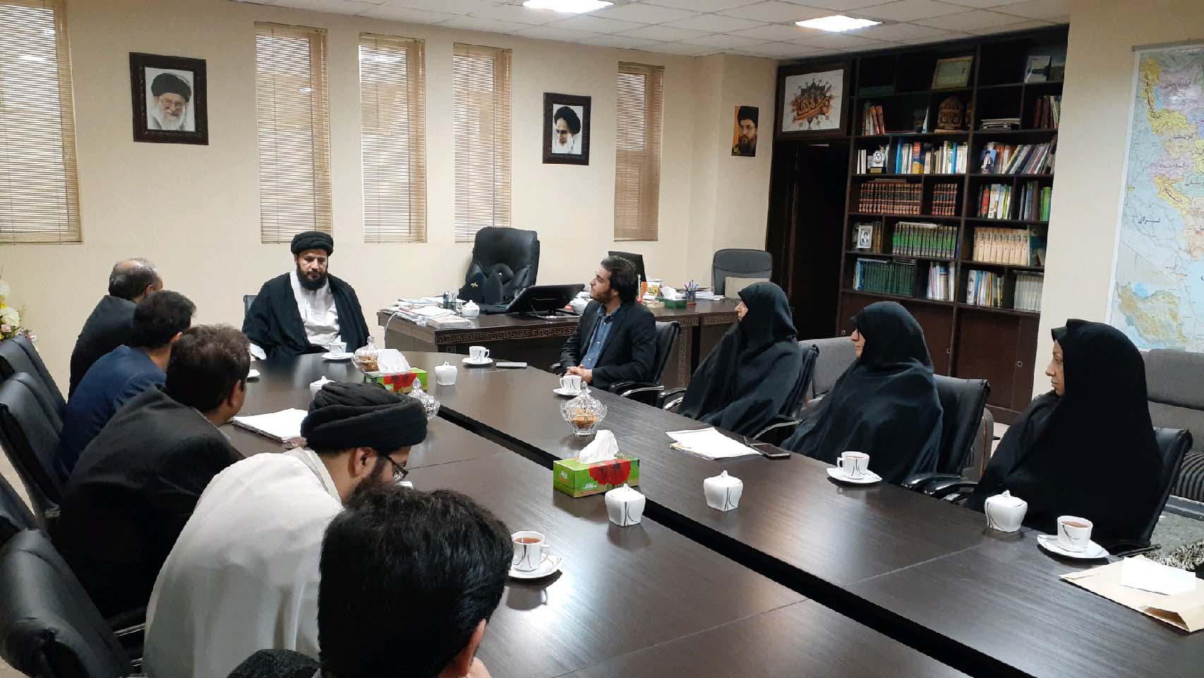 980829 didar modir kanon parvaresh fekri ba modiran jqk 03