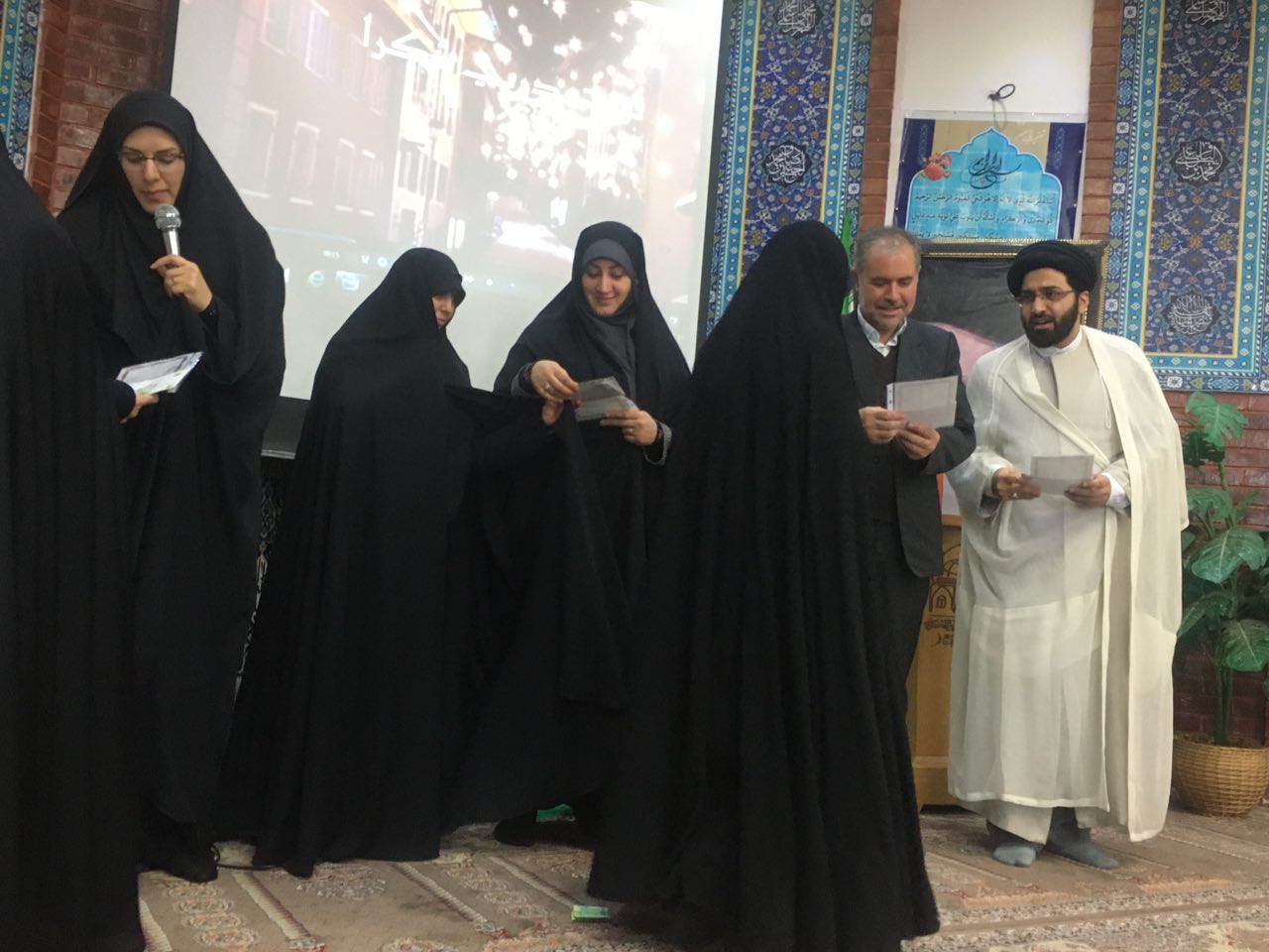 981005 taqdir az barghozedeghan 04