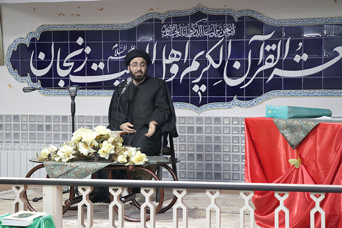 971108 keyfeya dar fazaye majazi harf aval ra mizanad 02
