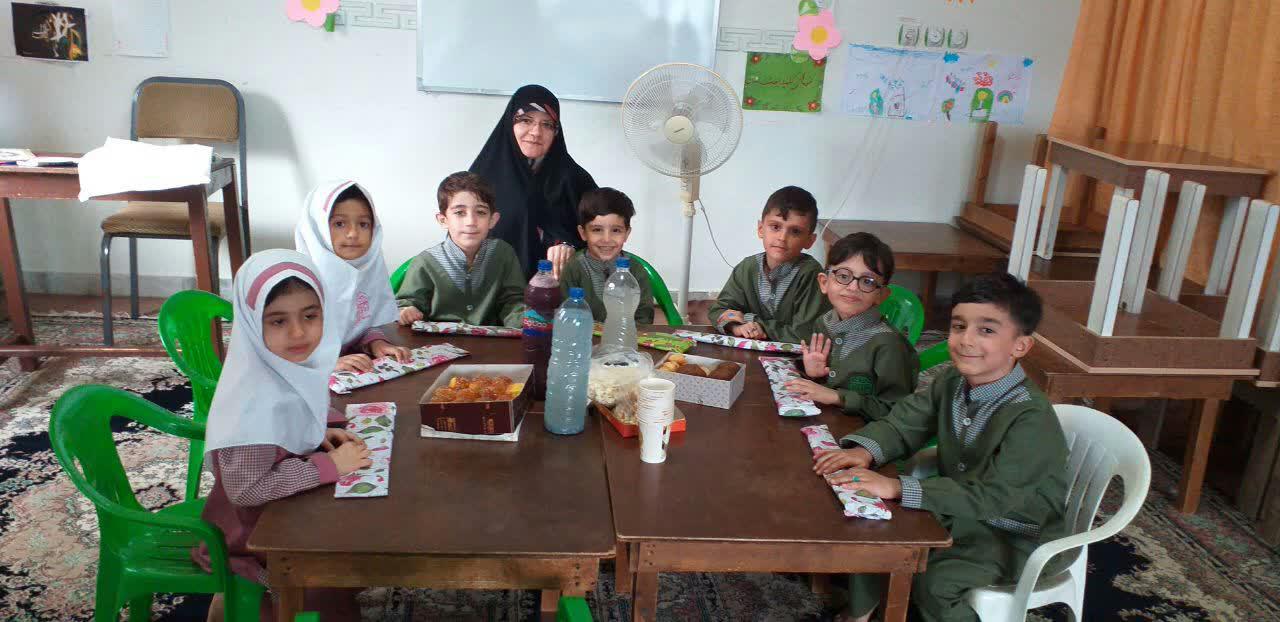 980426 jashn milad samenolhojaj dar bish az 700 shobeye jqk 04