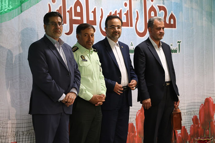 980526 mahfel ons ba qoran shahrestan pardis 03