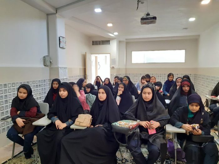 980802 ashnayi daneshamozan daberestan hajar zanjan 03
